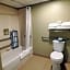 Holiday Inn Express Pittsburgh West - Greentree By IHG