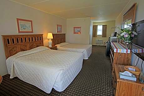 Queen Room with Two Queen Beds