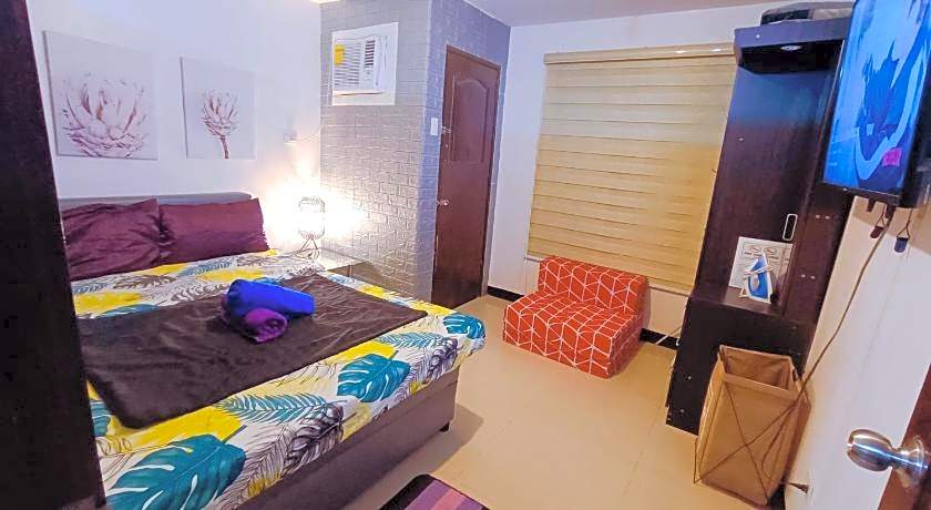 UNO'S Place with Karaoke,Wifi,Netflix and Balcony