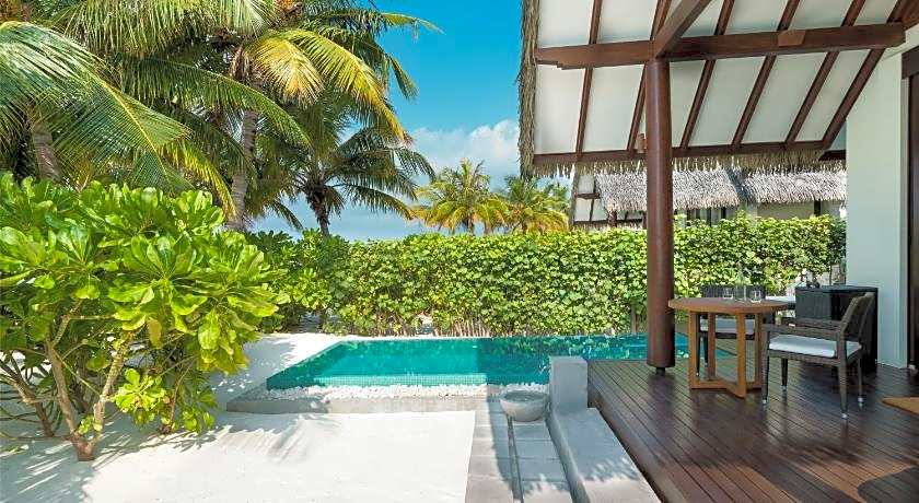 Heritance Aarah - Premium All Inclusive - 40 Minutes away from Male by Seaplane