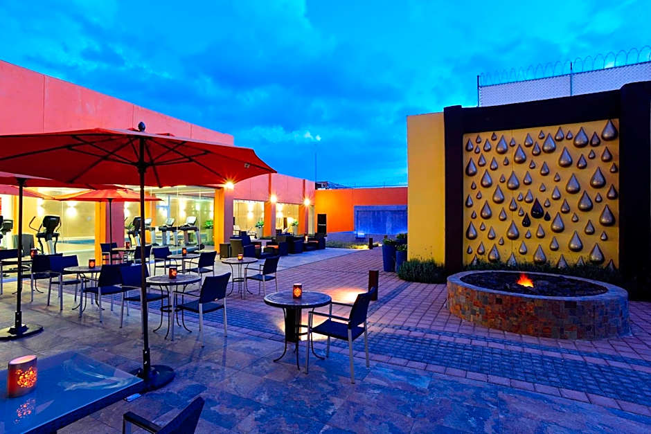 Courtyard by Marriott Toluca Tollocan