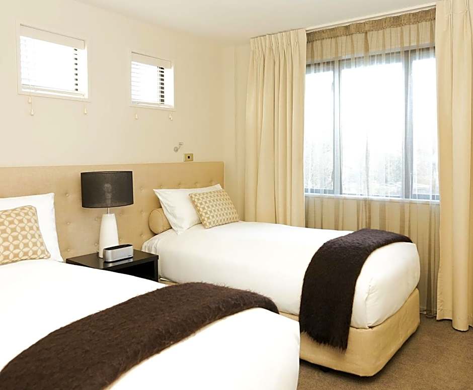 Village Lake Apartments