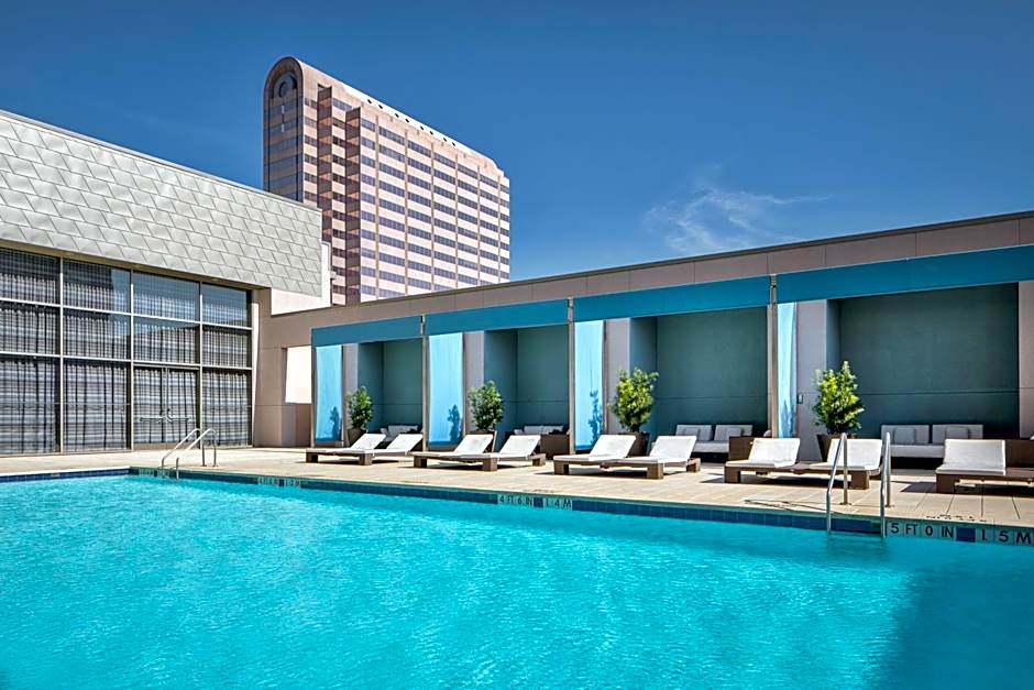 The Westin Galleria Dallas