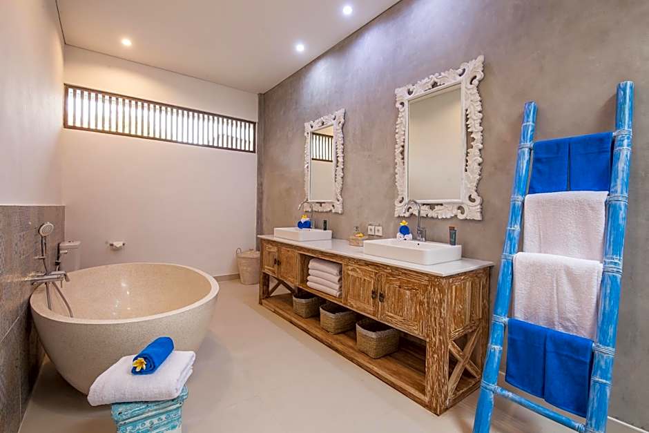 Ambermoon Villa 2