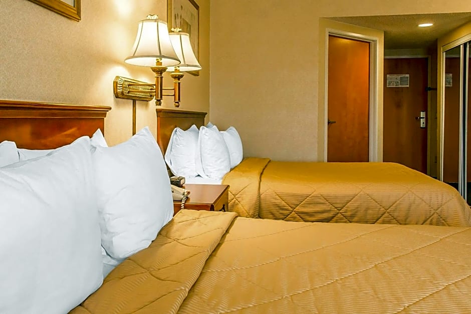 Quality Inn Hackettstown - Long Valley