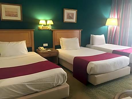 Standard Double Pool View