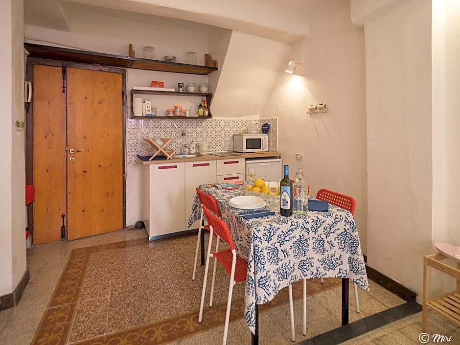 Rundanina Village Life Studio