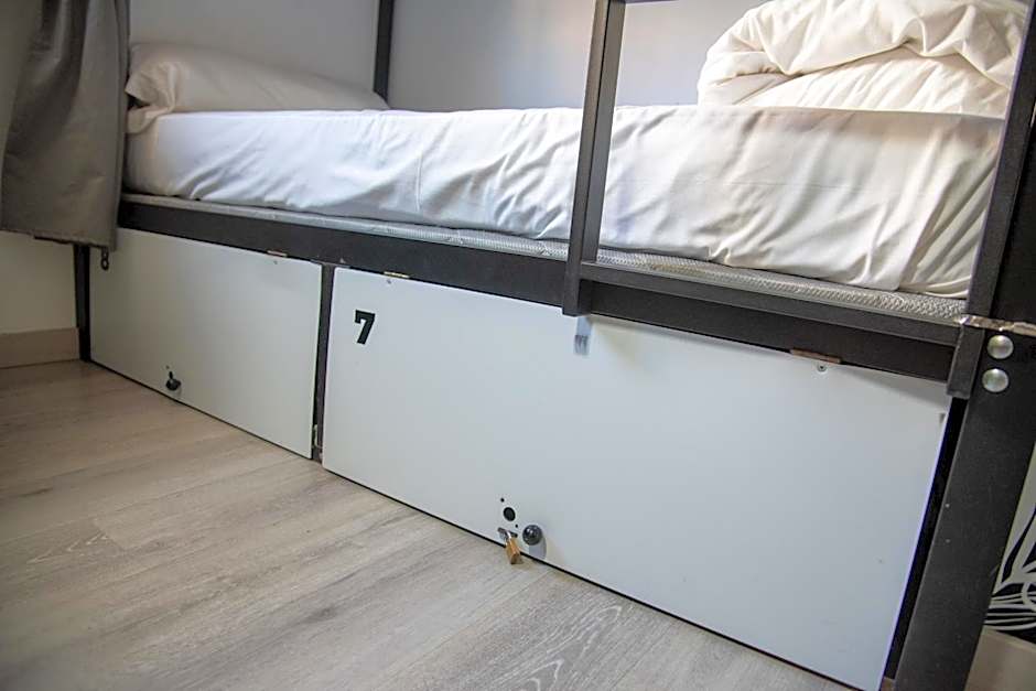Be Happy Hostel - Albergue en el centro de Nerja