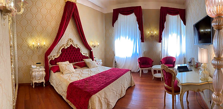 Savoia & Jolanda Hotel