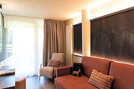 Junior Suite with Garden View