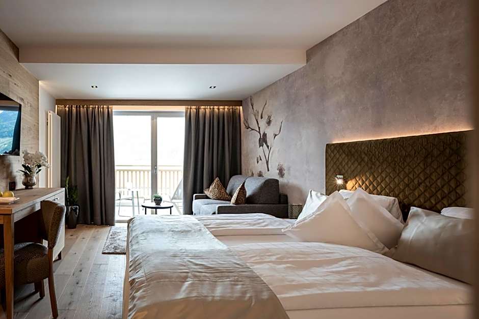 Small & Beautiful Hotel Gnaid