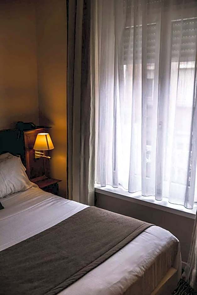 Metropol Hotel