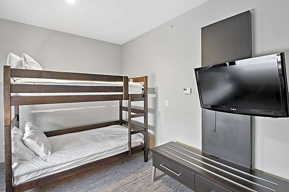Holiday Inn Express and Suites White Hall By IHG