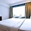 Mayflower Grande Hotel