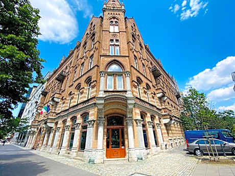 Residence 1898