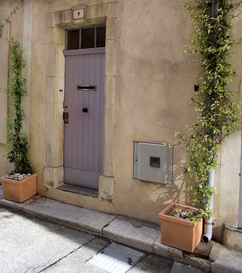 Longo Mai – Apt En Provence, UT