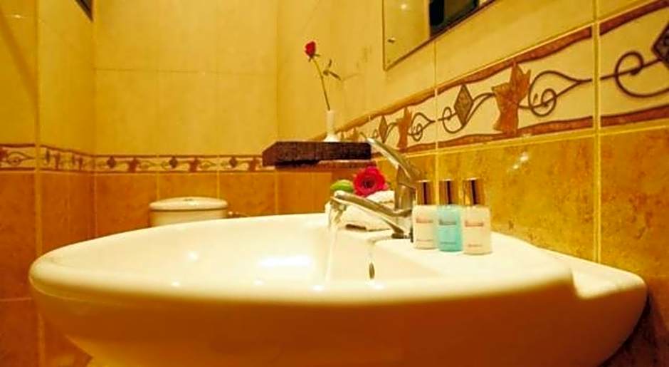 Gold Crest Hotel - Arusha