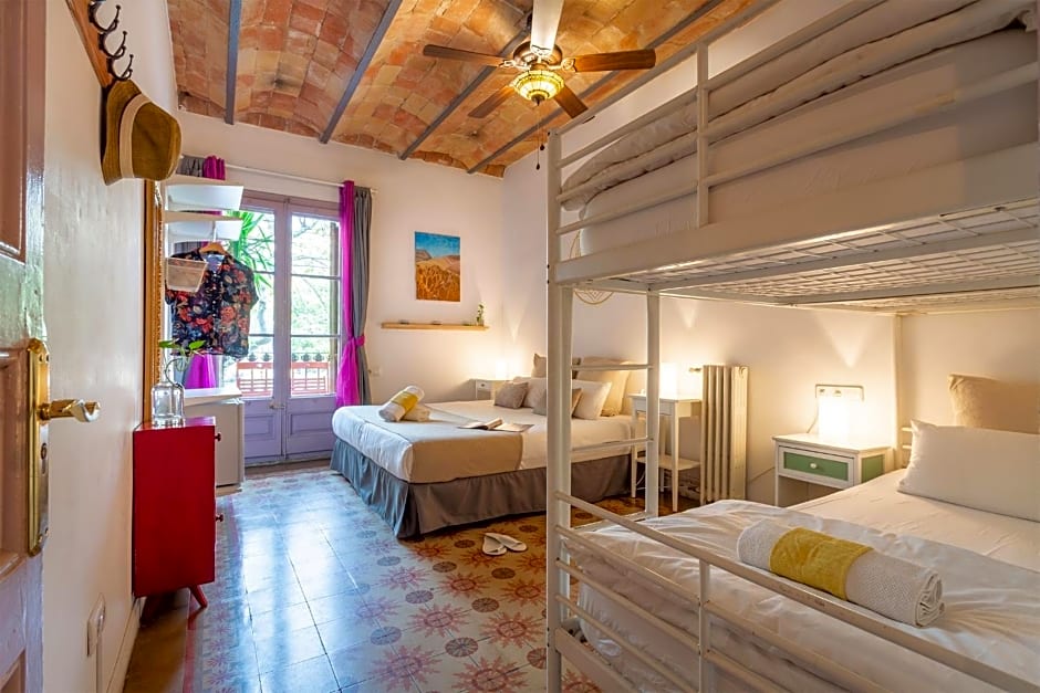 Primavera Hostel