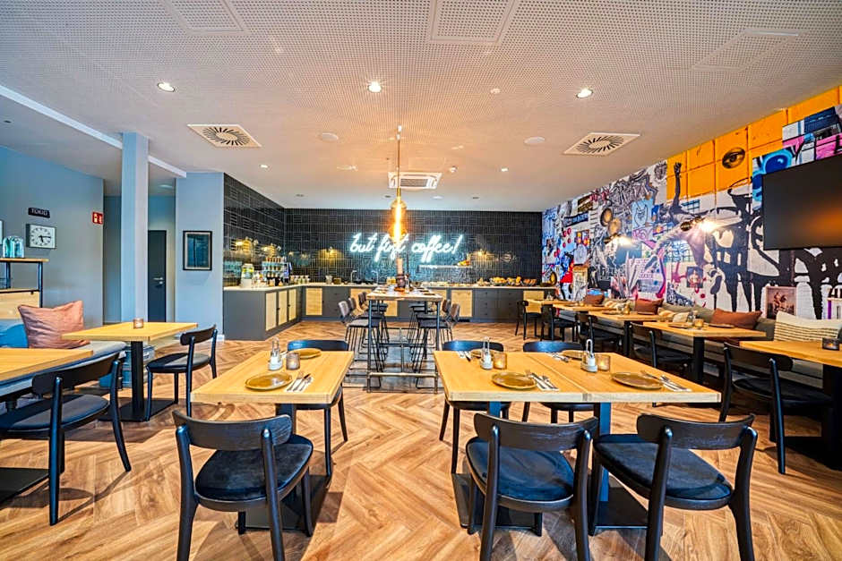 Vienna House Easy by Wyndham Hannover