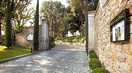 Résidence Hôtelière Les Mas du Grand Vallon