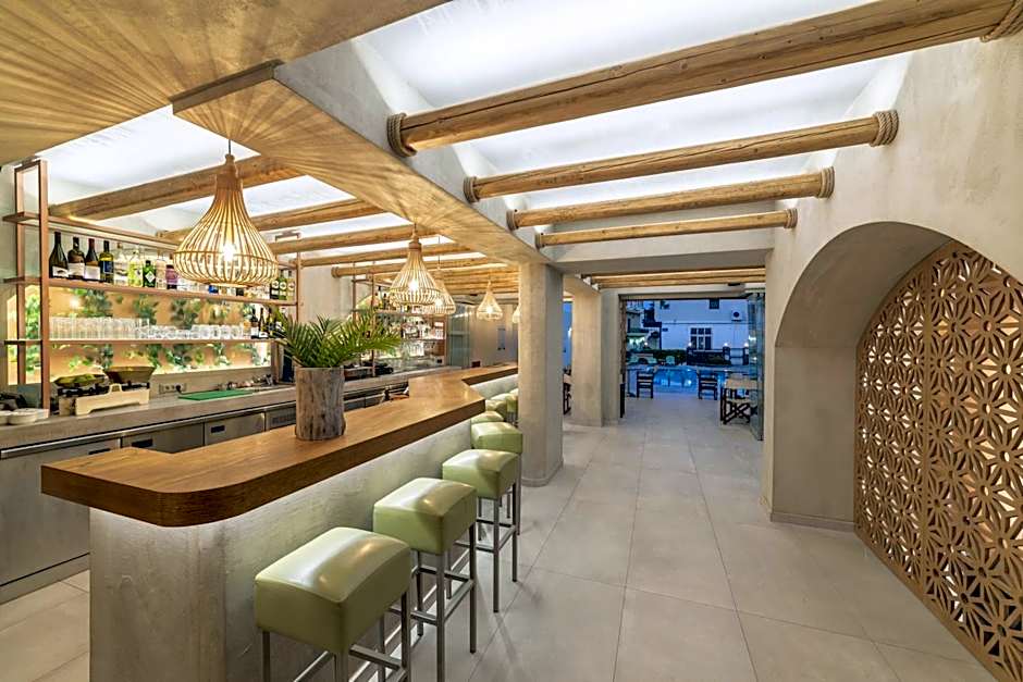 Olive Grove Apartments