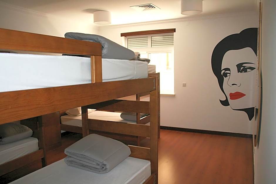Hostel 2300 Thomar