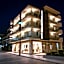 Hotel Avra