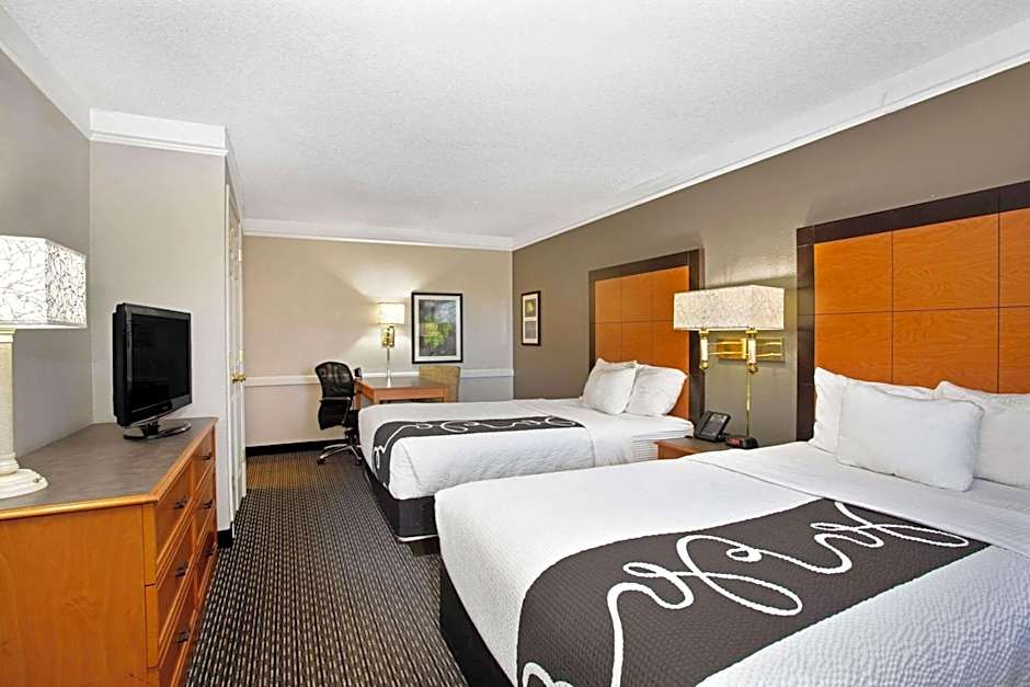 La Quinta Inn & Suites by Wyndham Denver  Golden
