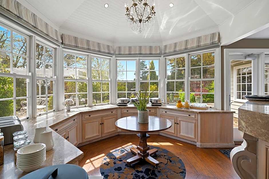 Parklands Country Gardens & Lodges