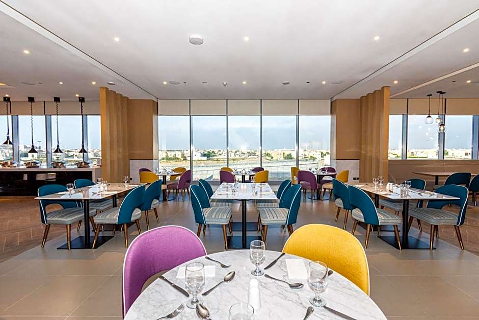 Premier Inn Dubai Dragon Mart