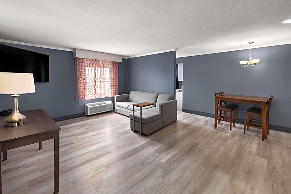 La Quinta Inn & Suites by Wyndham Goodlettsville