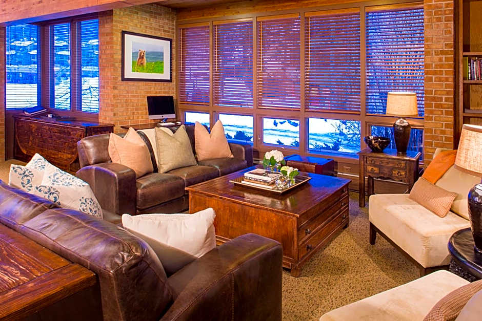 Mountain Chalet Snowmass