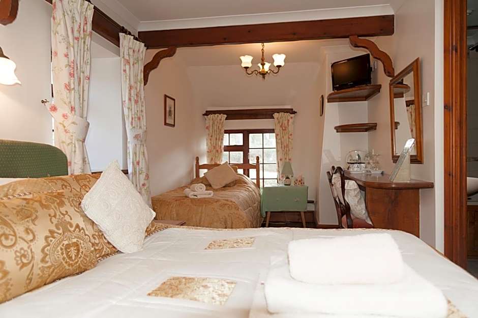 Burton Farmhouse