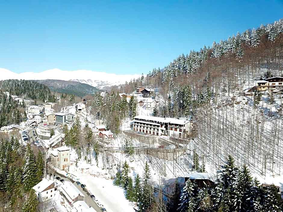 Residenza Riva Wellness Apartment Spa