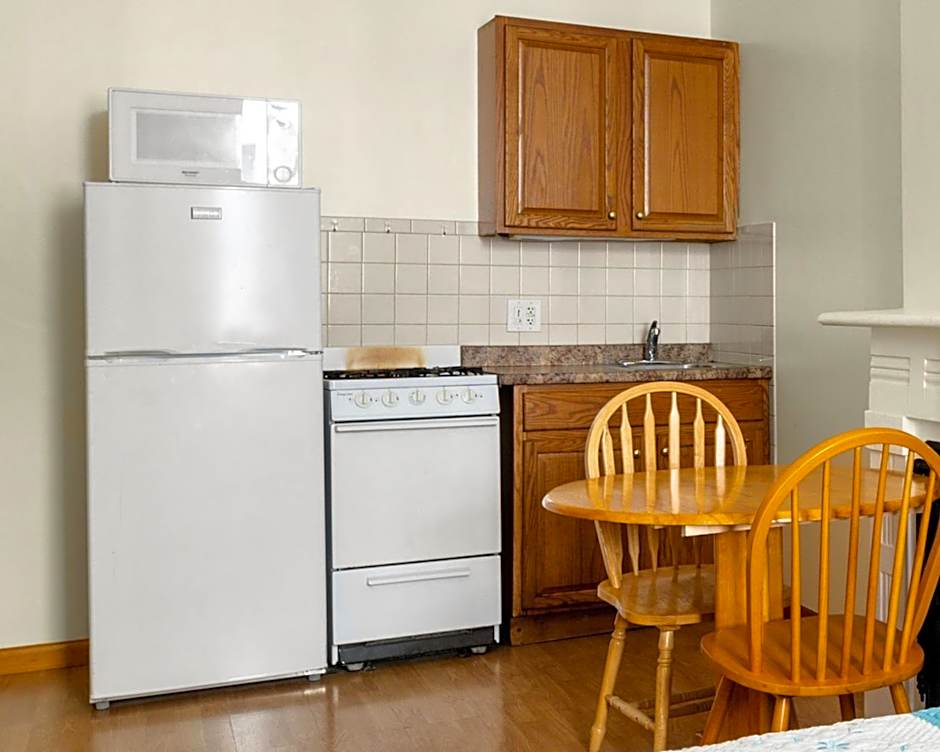 West 30th Street Guest House