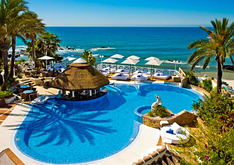 El Oceano Beach Hotel