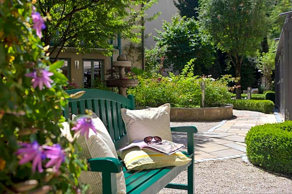 MAXIMILIAN MUNICH Apartments & Hotel