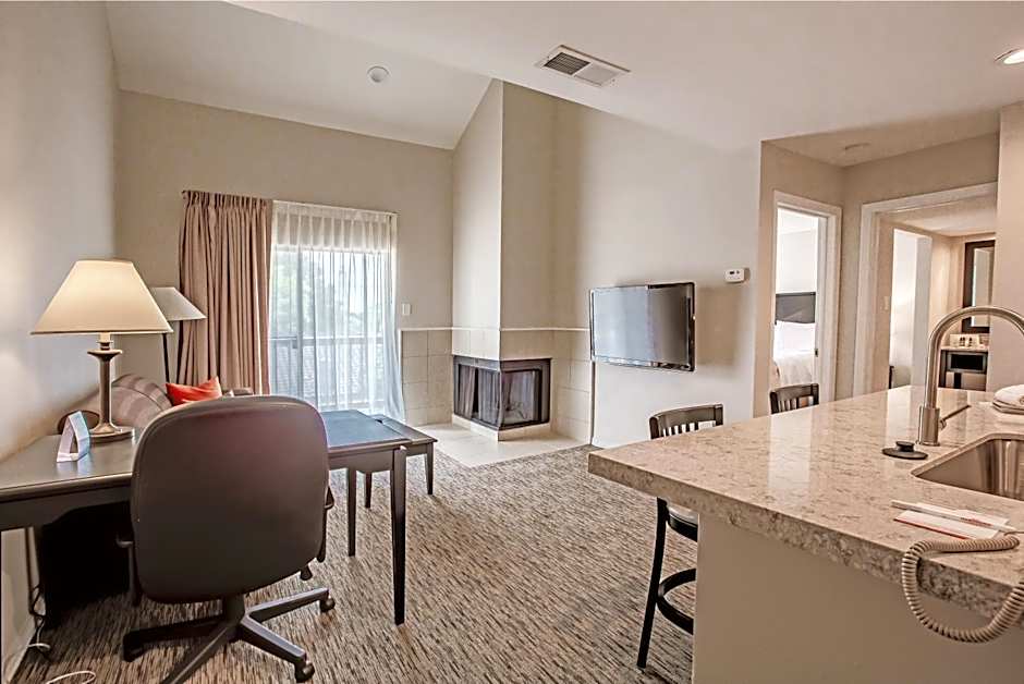 Value Suites Extended Stay - Arlington
