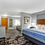 AmericInn by Wyndham Pella