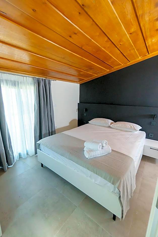 Lighthouse Apartments