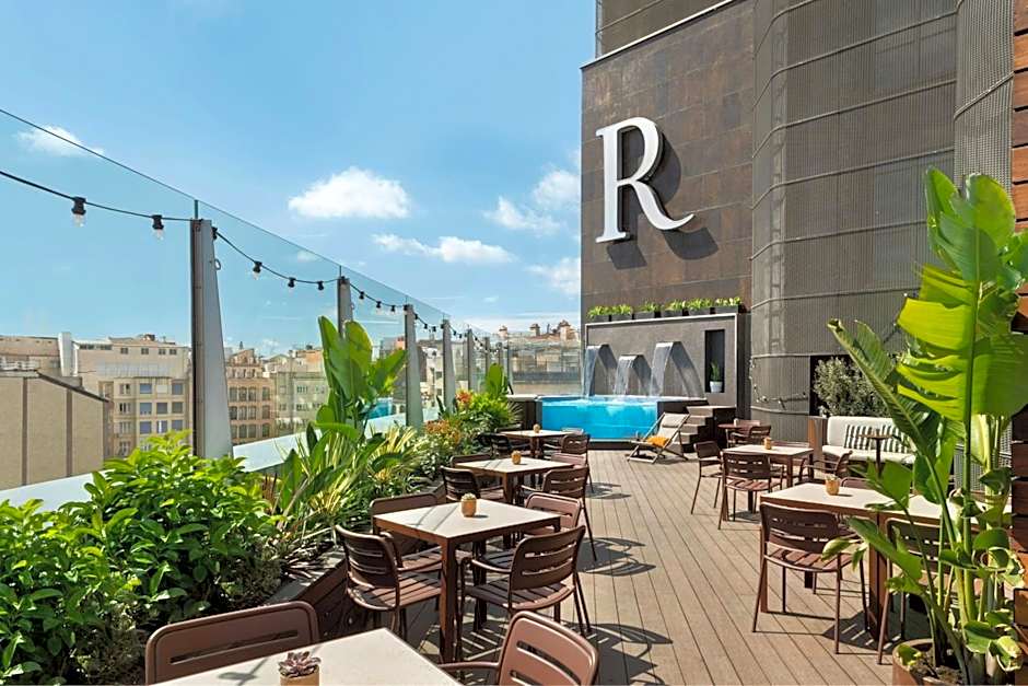 Renaissance by Marriott Barcelona Hotel