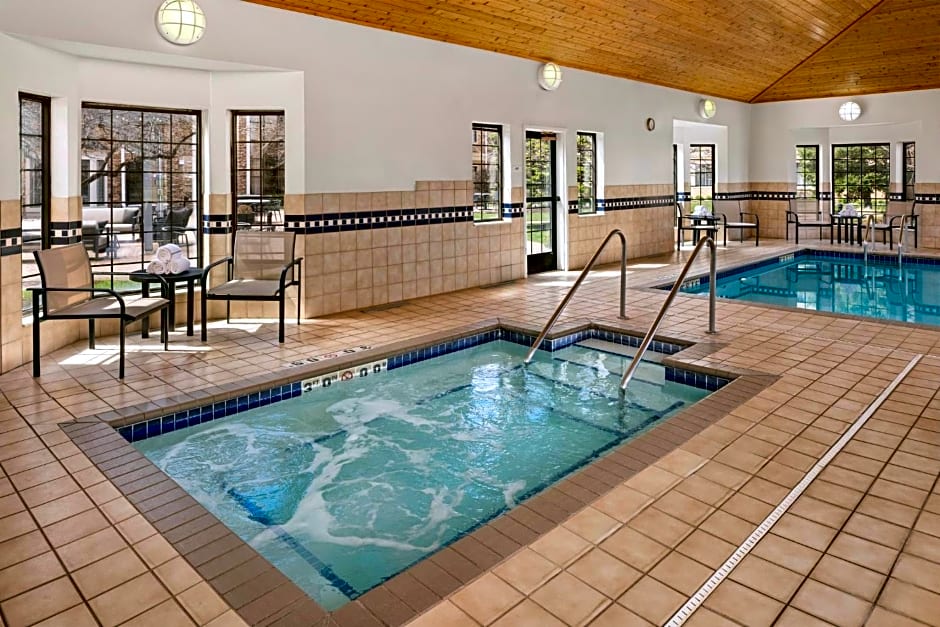 Staybridge Suites Minneapolis-Maple Grove By IHG