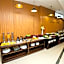 Le Centre Hotel