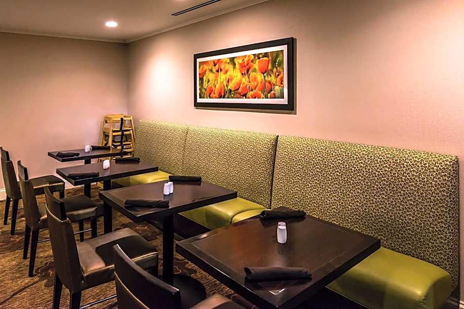Hilton Garden Inn Southfield
