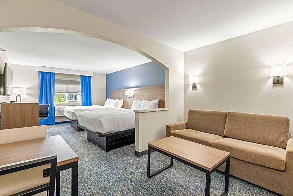 Quality Inn & Suites On The River