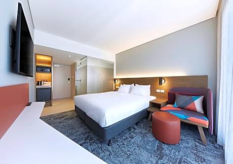 Standard Room with Free Breakfast