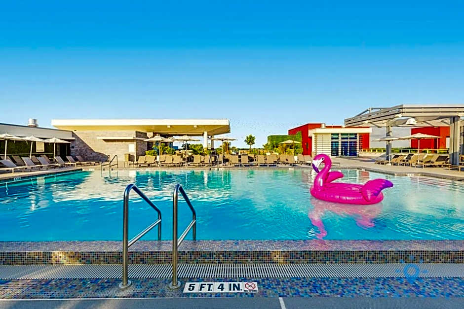 Amazing Pool - Gym - Hot Tub - Near Beach