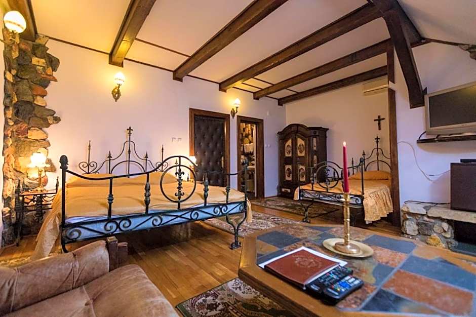 Hunter Prince Castle Hotel