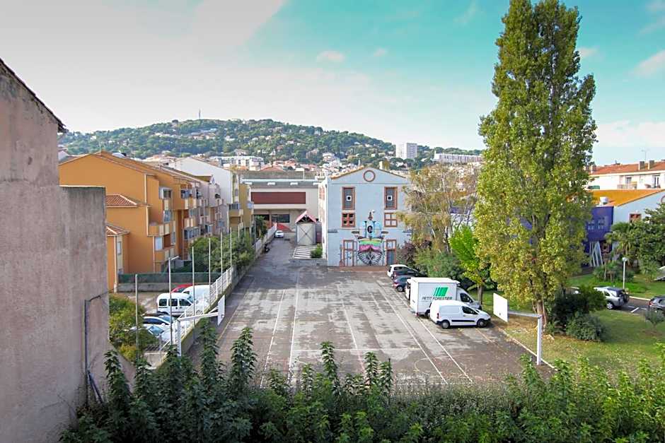 B&B HOTEL Sète Centre Gare