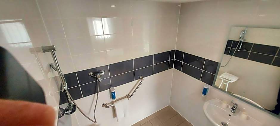 Brit Hotel Confort Manosque Cadarache